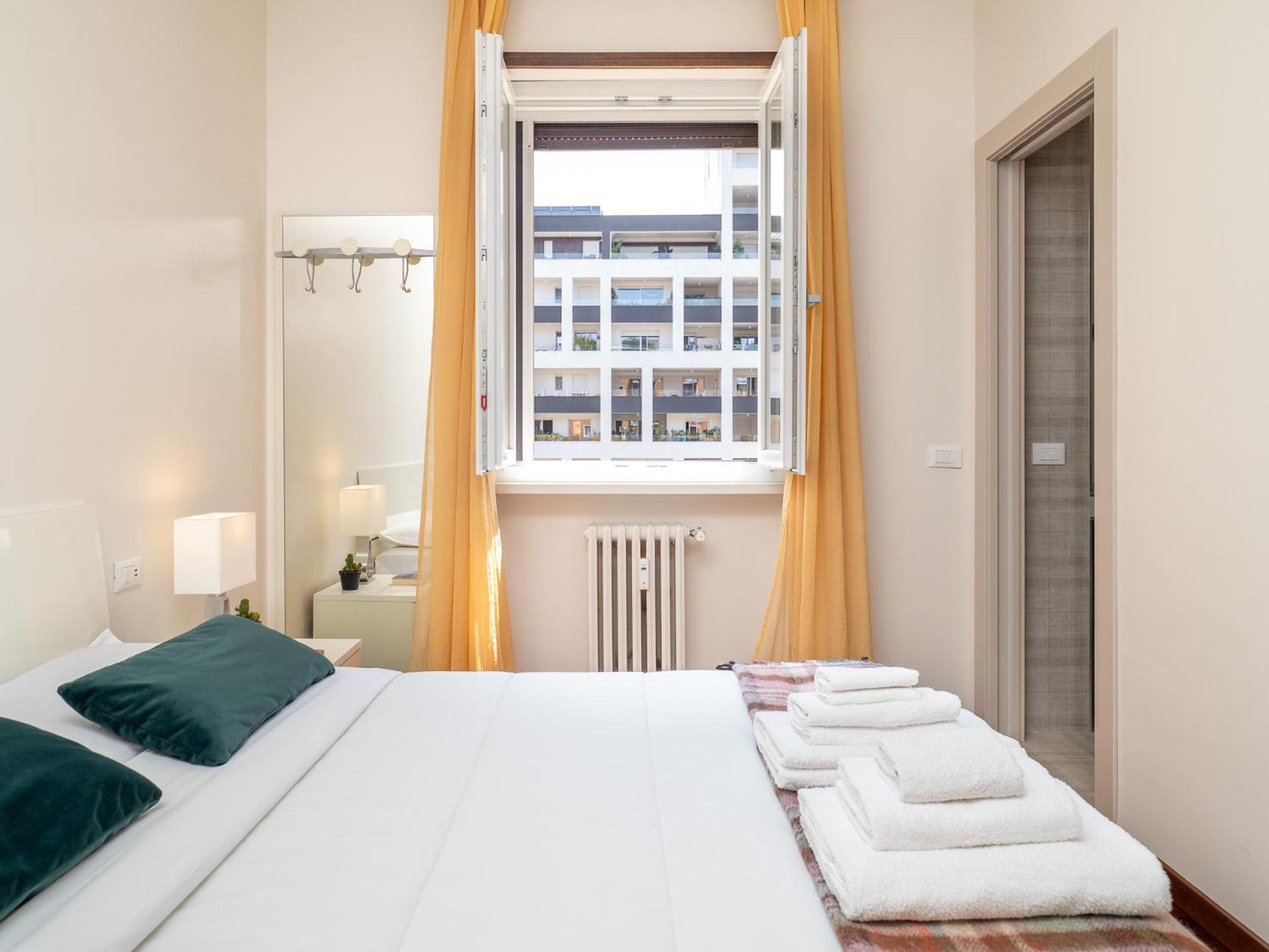 Apartamento Stylish Flat With Balcony - 15 Min To Duomo Milán Exterior foto